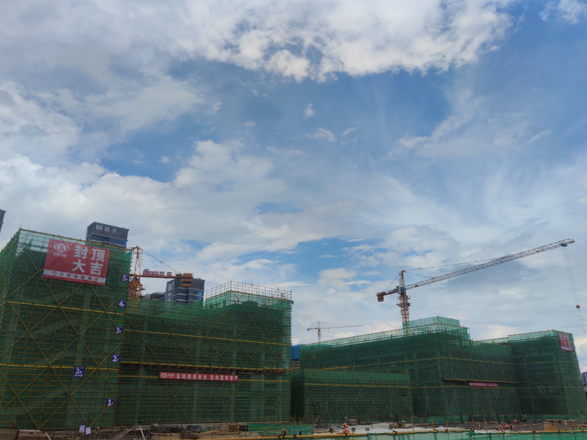 国贸片区配套学校项目主体顺利封顶