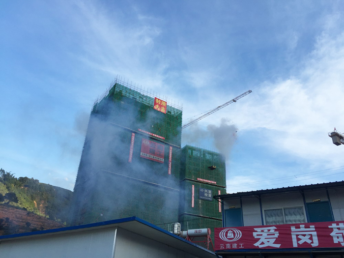 三公司墨江2013年公租房建设一期一标段主体封顶