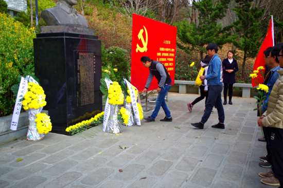 云海公司保山项目部组织参观杨善洲林场