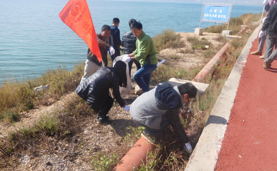 六公司开展学雷锋志愿服务活动