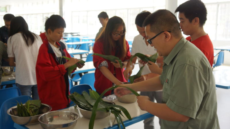 建工钢构公司三直管与云南泛亚物流举办端午联谊活动