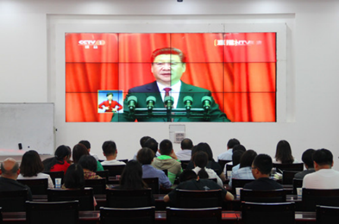  二公司组织党员干部职工观看庆祝建党95周年大会