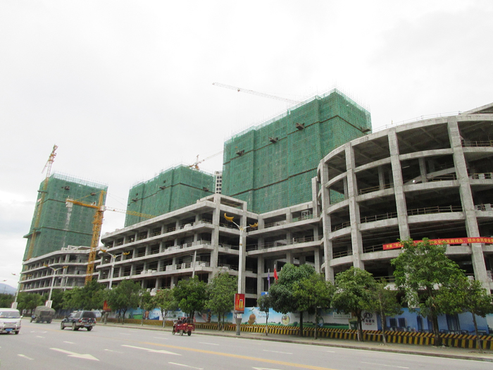 十四冶国际公司瑞丽景成新城CD地块项目全面封顶