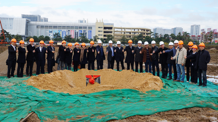三公司东南部公交停车保养场项目开工