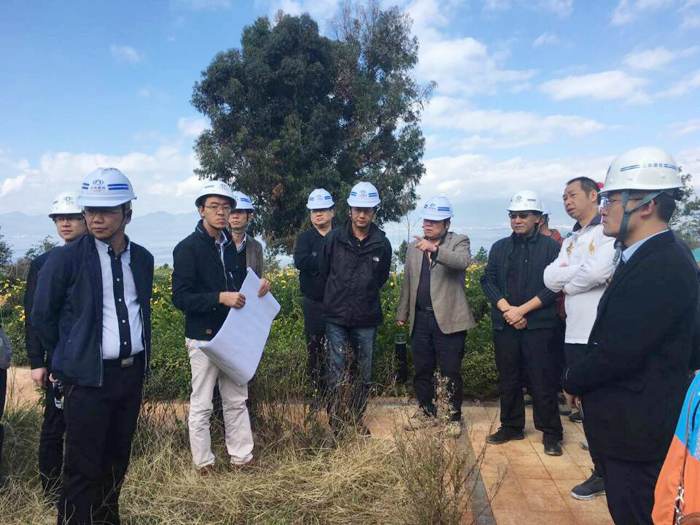 袁淑文带班查安全