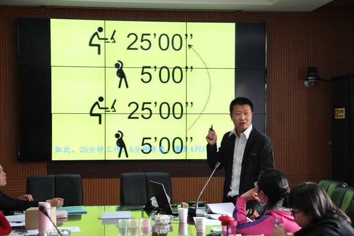 三公司工会干部培训班开课