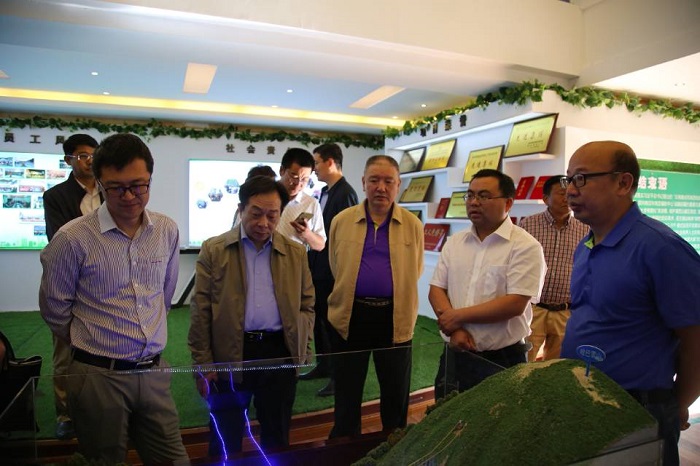 香丽高速创建绿色公路主题性项目通过交通部验收