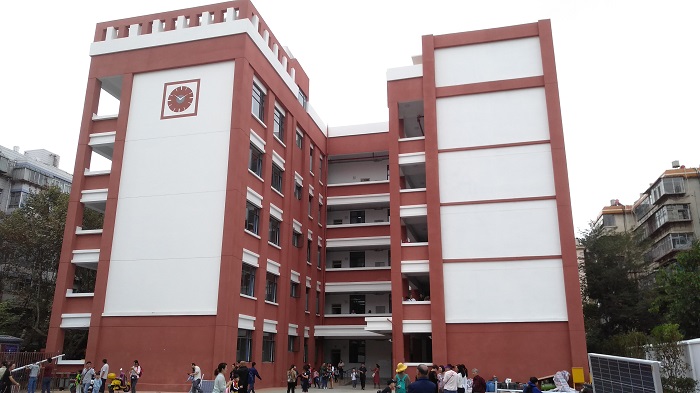 五公司中小学C级不安全校舍拆除重建项目三所小学如期开学