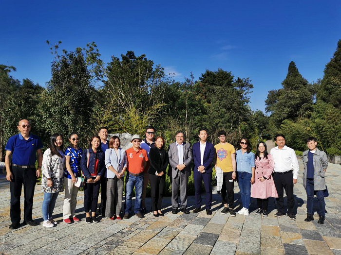 英国剑桥市第811任市长乔治·皮帕斯到访云茶山庄