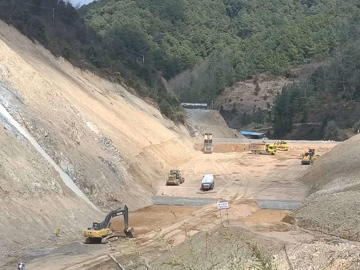 腾冲市放马场水库工程有序推动复工复产