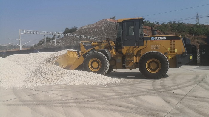 ​混凝土公司首次采用铁路方式运输原材料