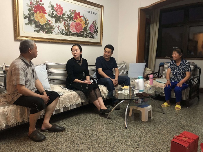 ​基投公司走访慰问海外职工家属