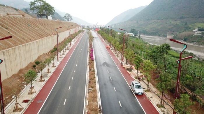 怒江州美丽公路南延线全线通车！泸水市委书记要求各部门学习胜天国际精神