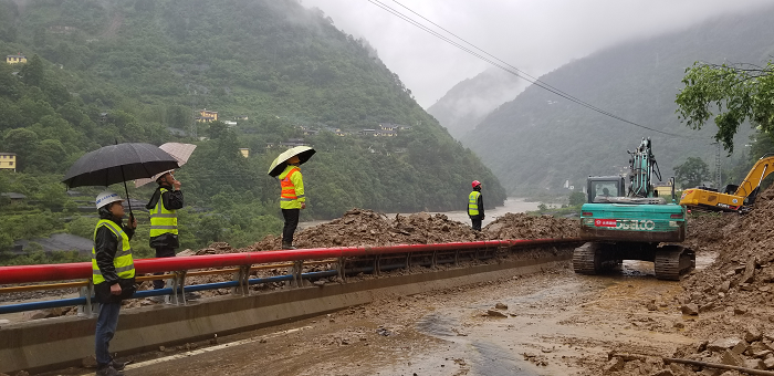 集团全力参与怒江州抢险救灾工作