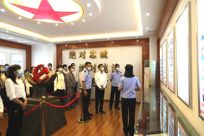 省铁路总公司开展警企联创联建活动
