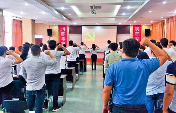 十二公司举办系列活动庆祝建党99周年