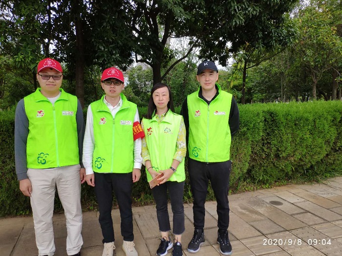 十一公司开展文明交通志愿服务活动