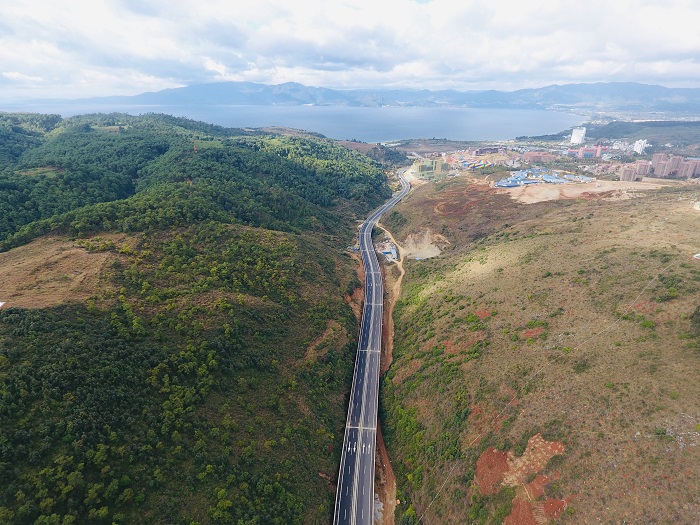 呈澄高速一级路改扩建工程（新村段）通车