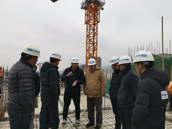 四公司宣威棚改B区项目迎来观摩团