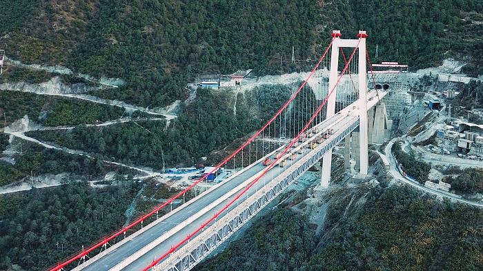 香丽高速虎跳峡金沙江特大桥通过荷载试验检测