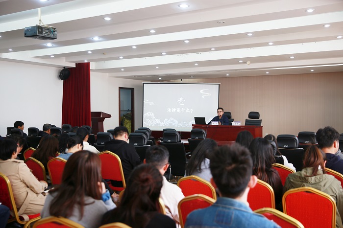 ​水投公司“尚水知源讲堂”掀起全员学习强本领之风
