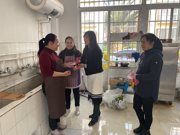 中航公司开展“三八”节系列活动