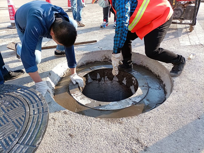 建科院四新技术——磷酸镁快速修补材料应用于昆明市政道路
