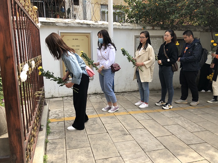 ​十二公司团委开展学党史祭英烈活动