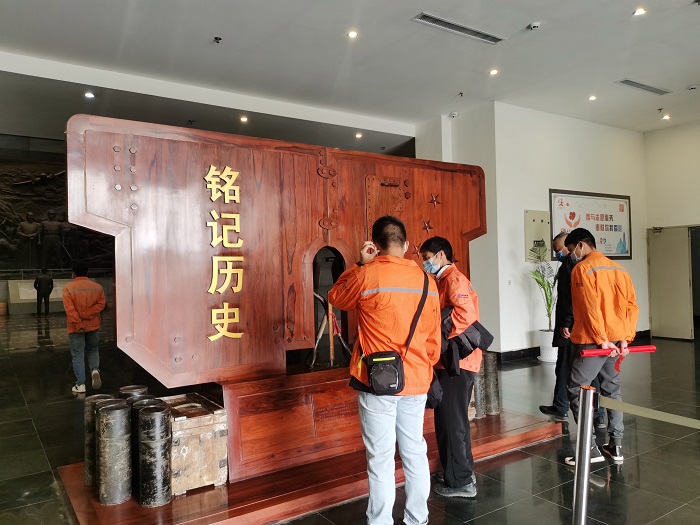 七公司基层单位开展缅怀革命先烈活动