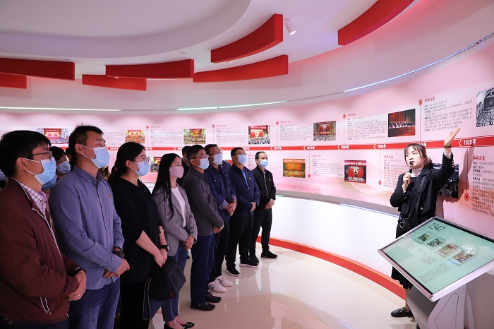 十八公司组织参观昆明市委党校党建主题馆