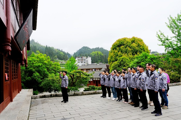 水投堰塞湖公司党支部走进扎西会议纪念馆学党史聚力量