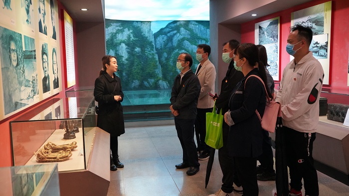 ​建科院公司组织党员参观扎西会议旧址
