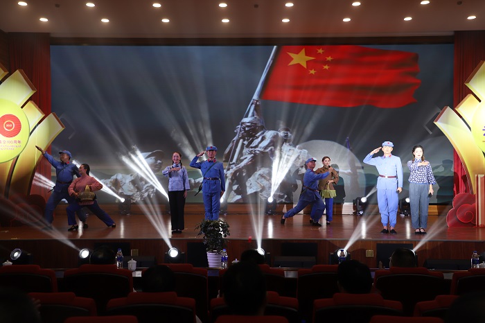  十五公司举办“奋斗百年路 启航新征程”主题文艺汇演