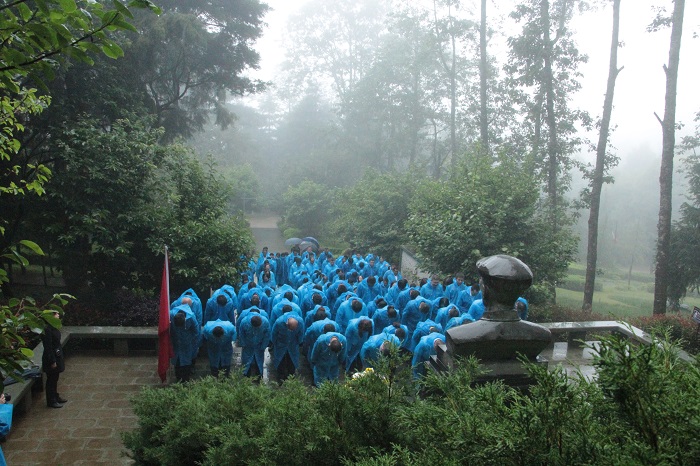 九公司组织参观杨善洲干部学院