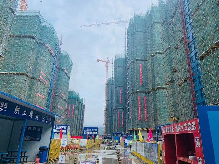 ​四公司澄江天颐幸福里项目全面封顶