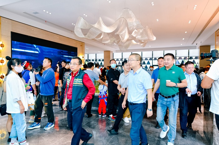 省房公司朝朝暮暮营销中心开放
