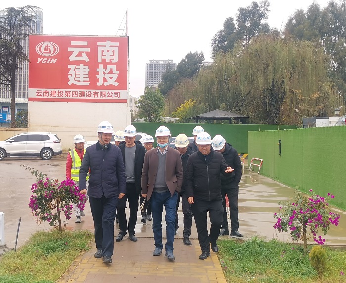 同仁医疗产业集团到四公司考察交流