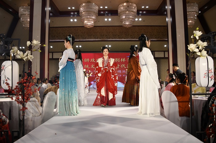 三公司开展传承汉唐文化活动庆祝国际妇女节