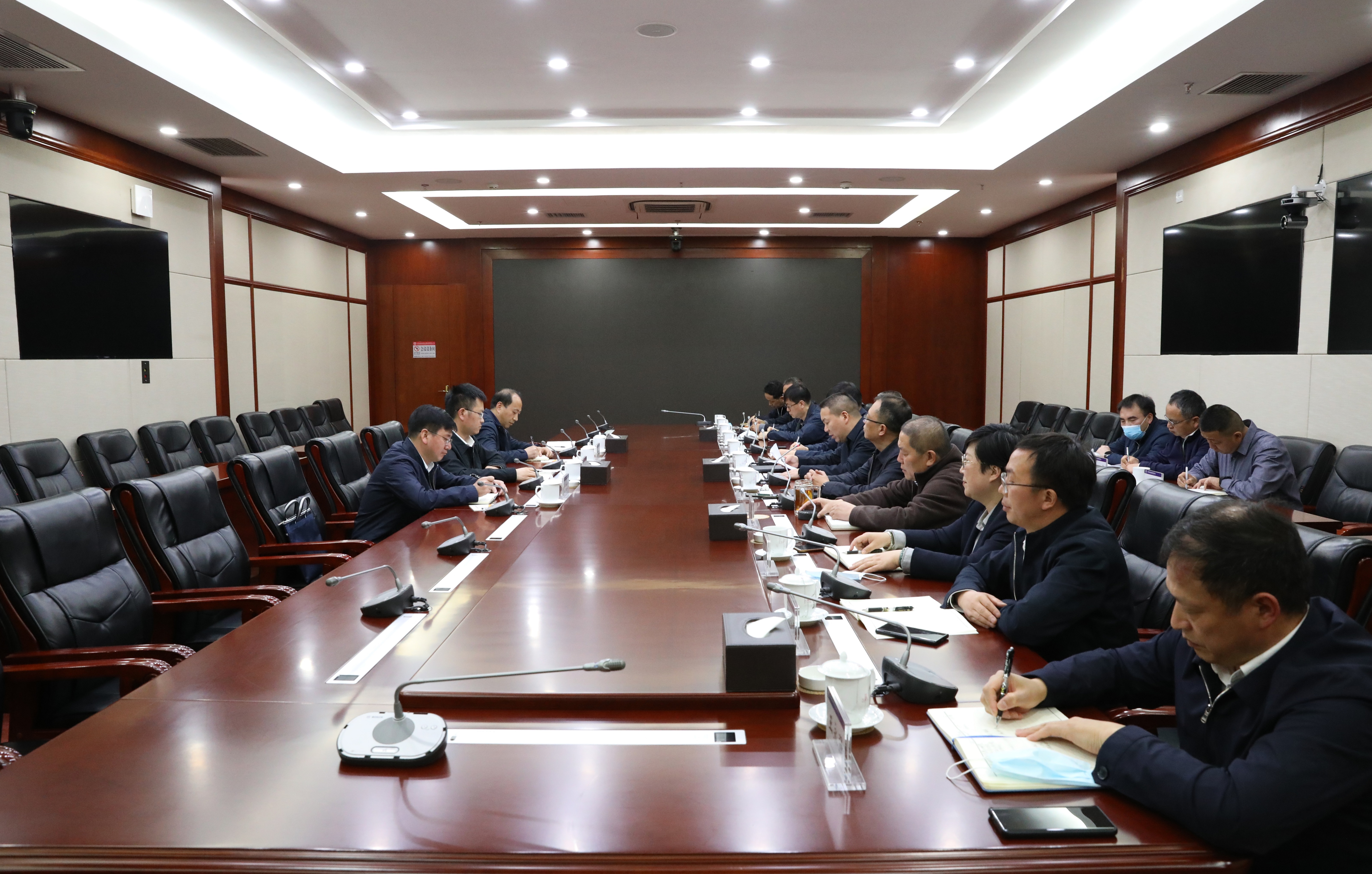 仝德刚任集团公司副总经理
