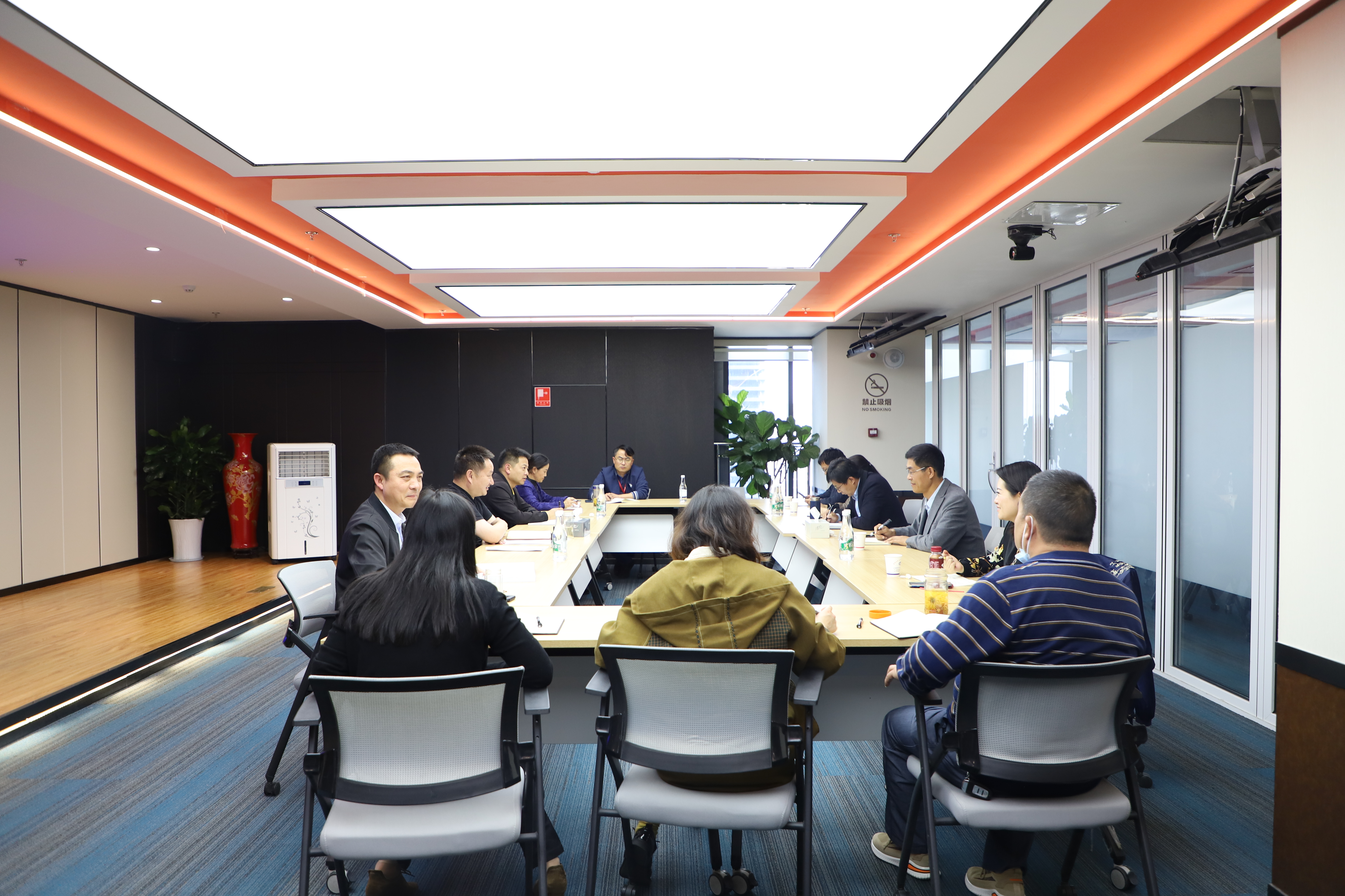 十五公司与云南农业大学建筑工程学院交流座谈