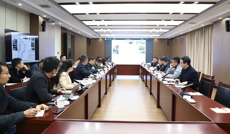 集团召开滇池绿道项目推进综合办公会