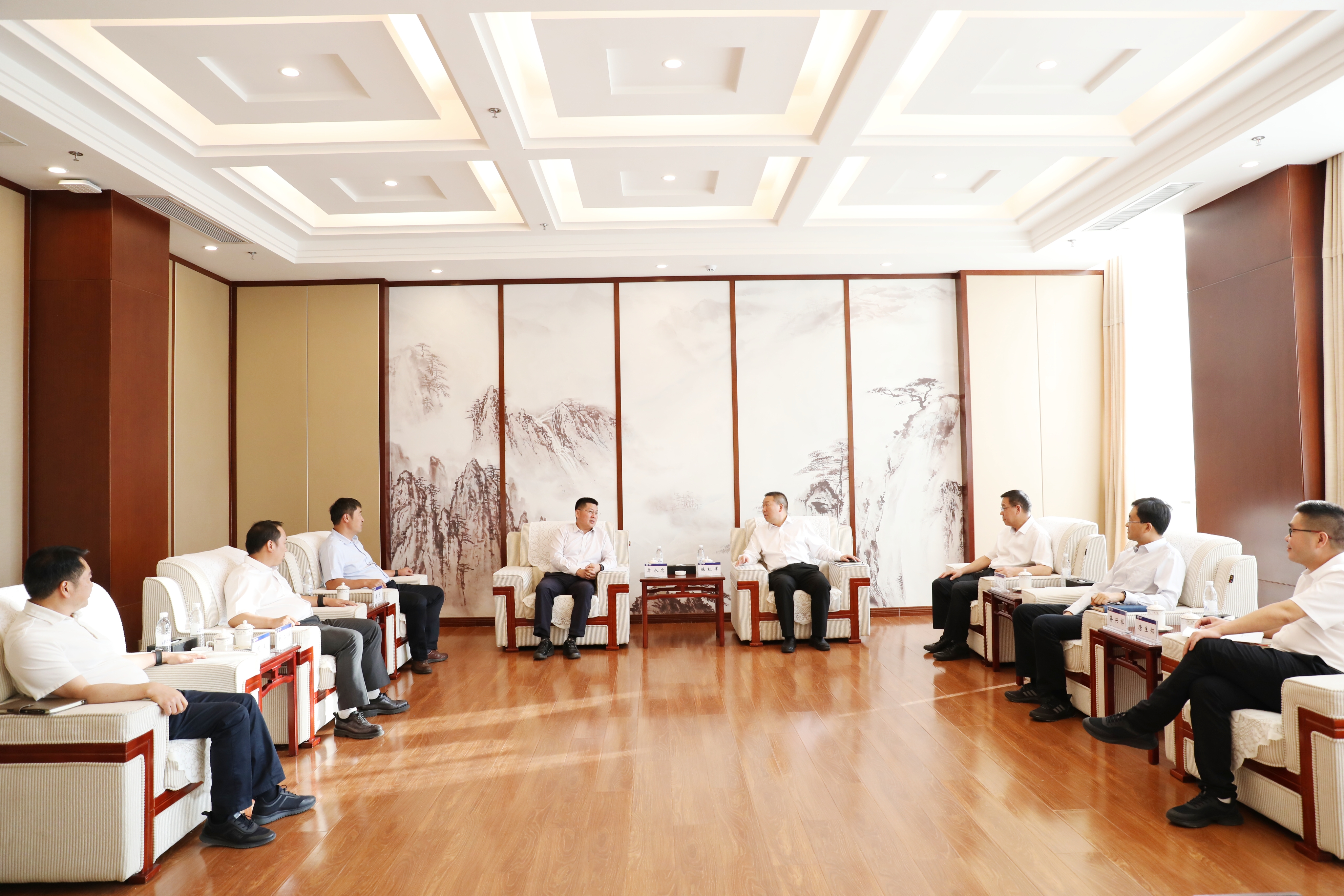抢抓机遇谋发展 着眼未来再出发！集团与昭通市交流座谈