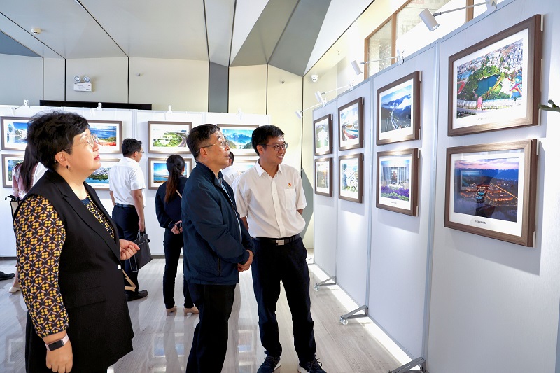 省委主题教育第二十二巡回指导组调研集团绿美公司