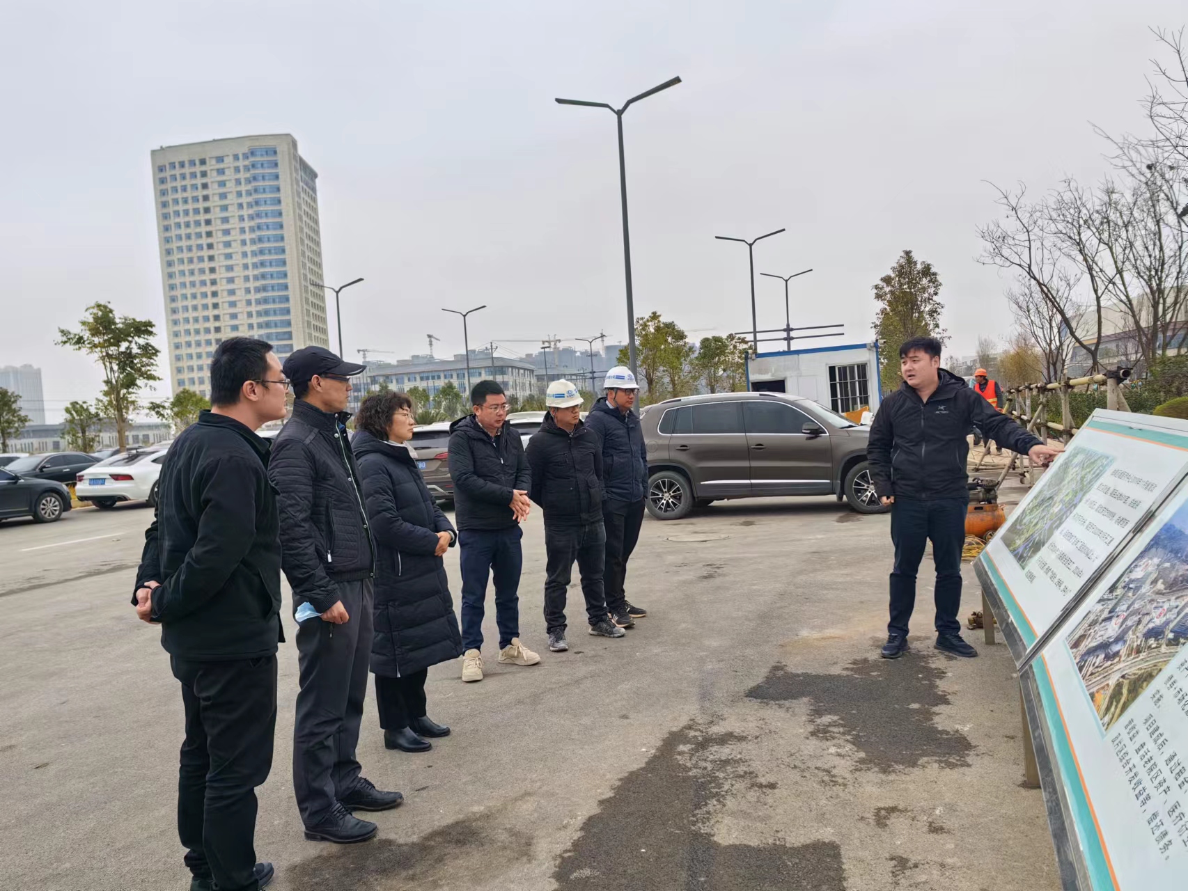 集团公司专职外部董事赴曲靖市调研租凭住房公司工作