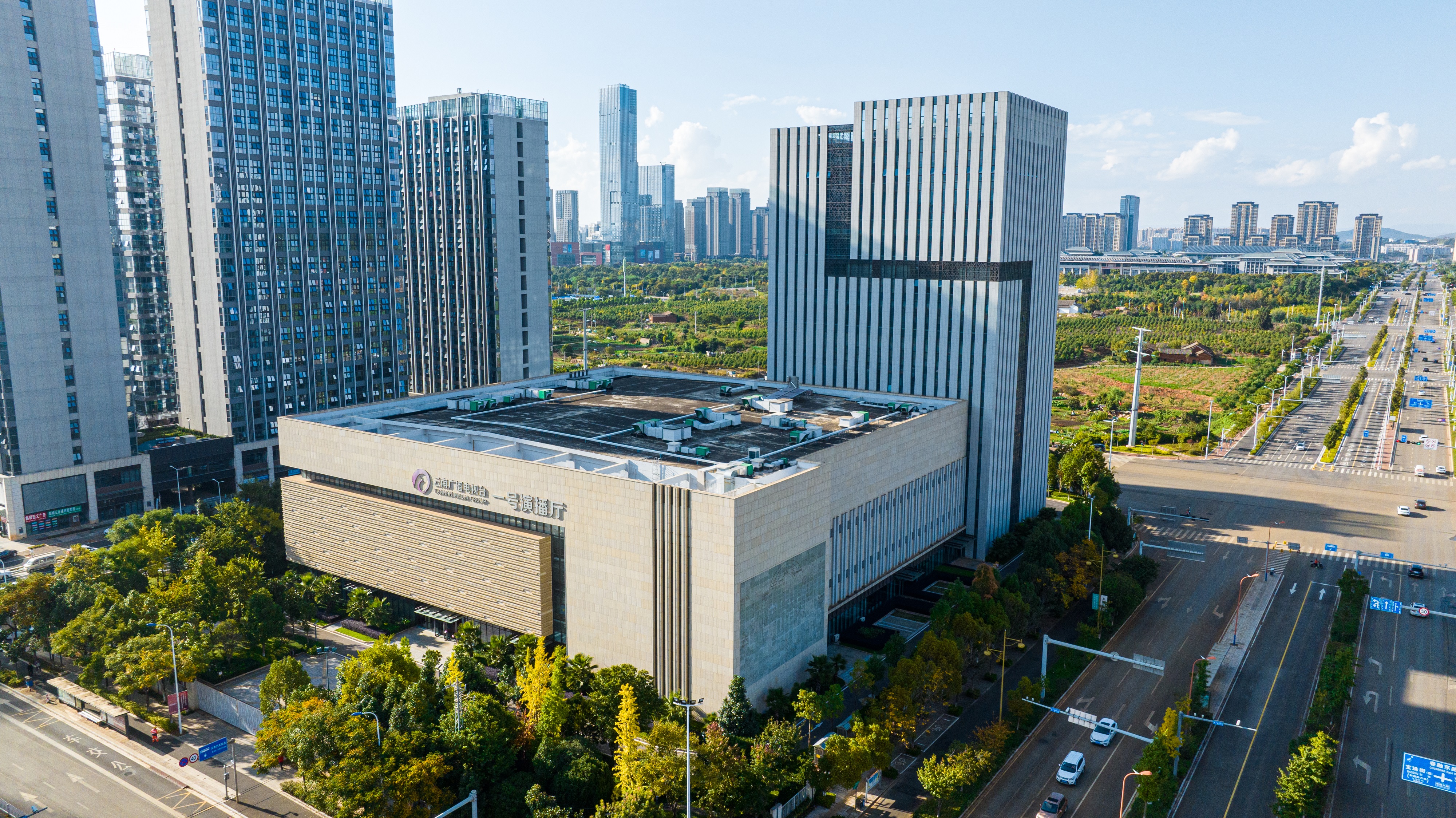 云南省少数民族语言节目译制中心（含演播厅）项目建设工程安装工程