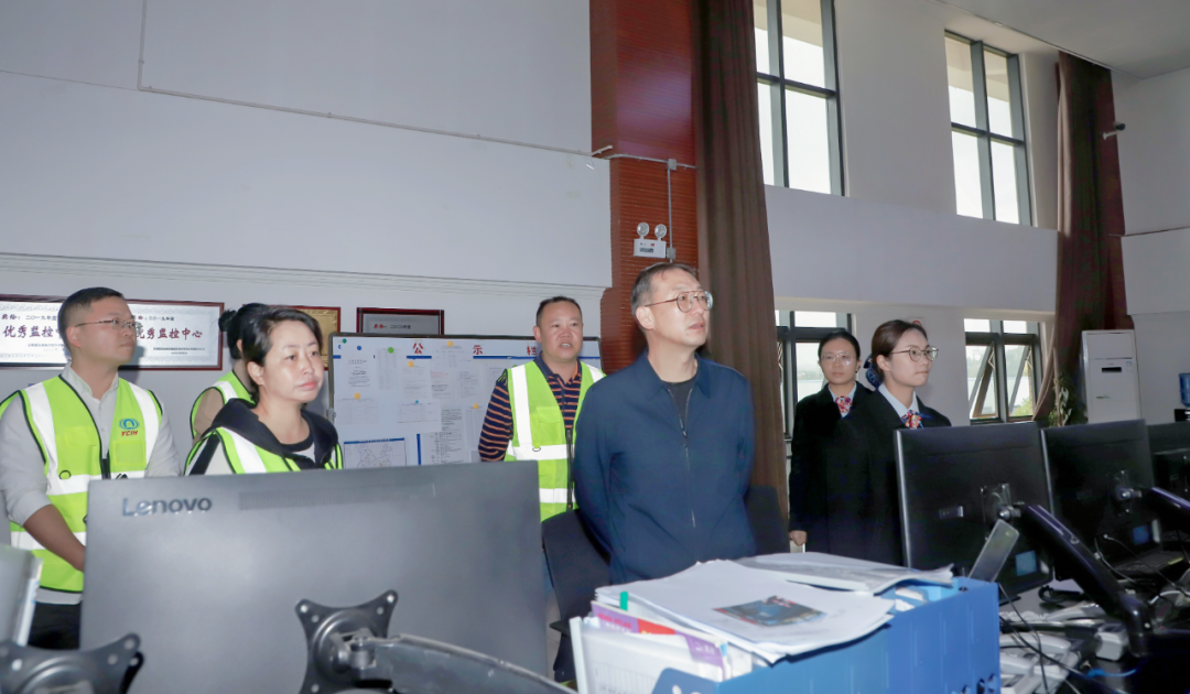 陈宙翔调研集团高速公路保通保畅情况