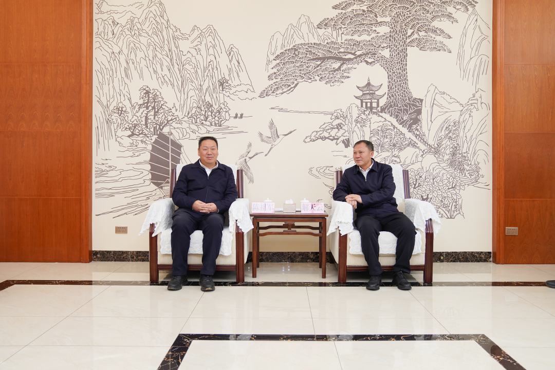 凝聚合力再出发 集团与宣威市交流座谈