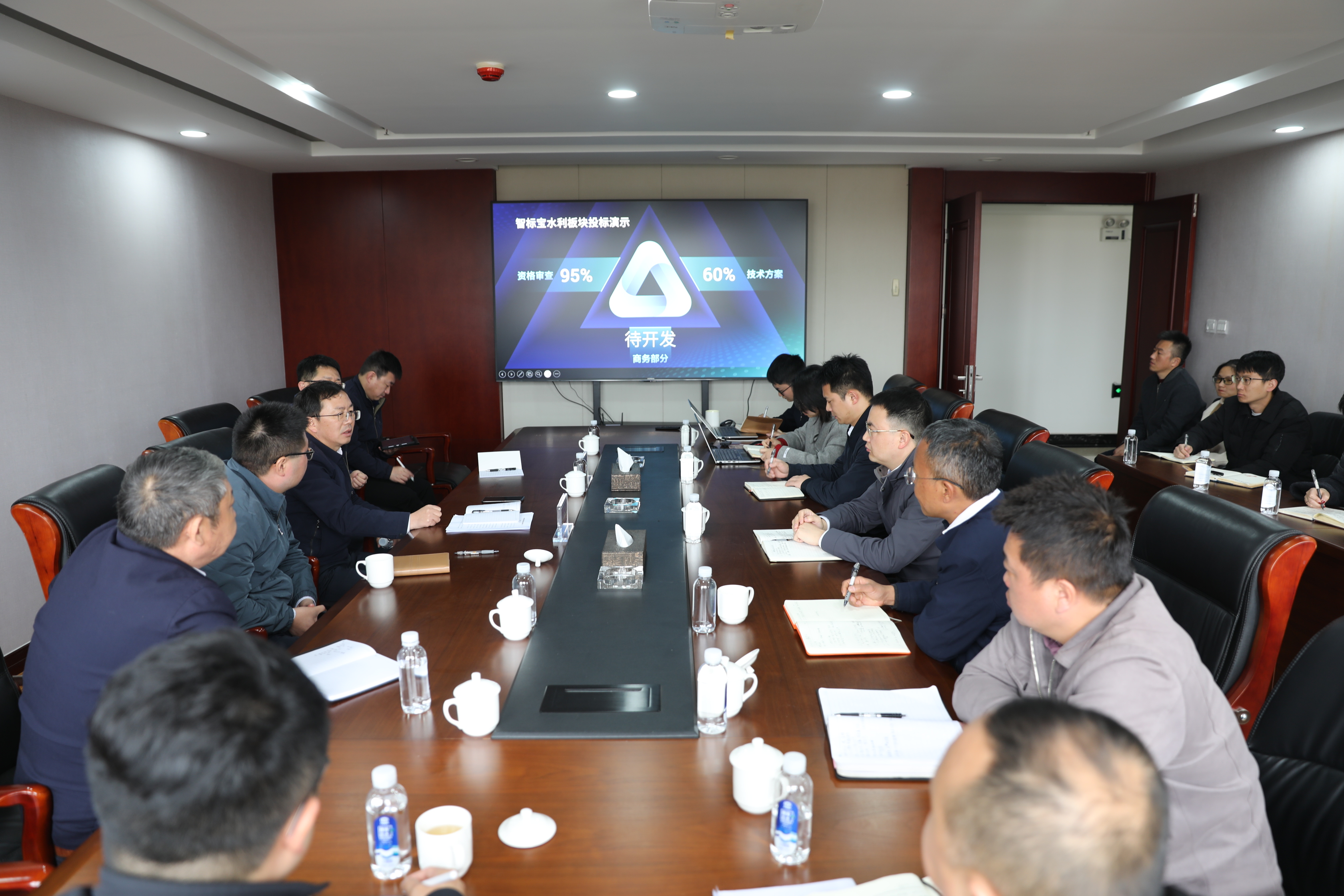 刘金荣到AI智能化投标试点单位调研
