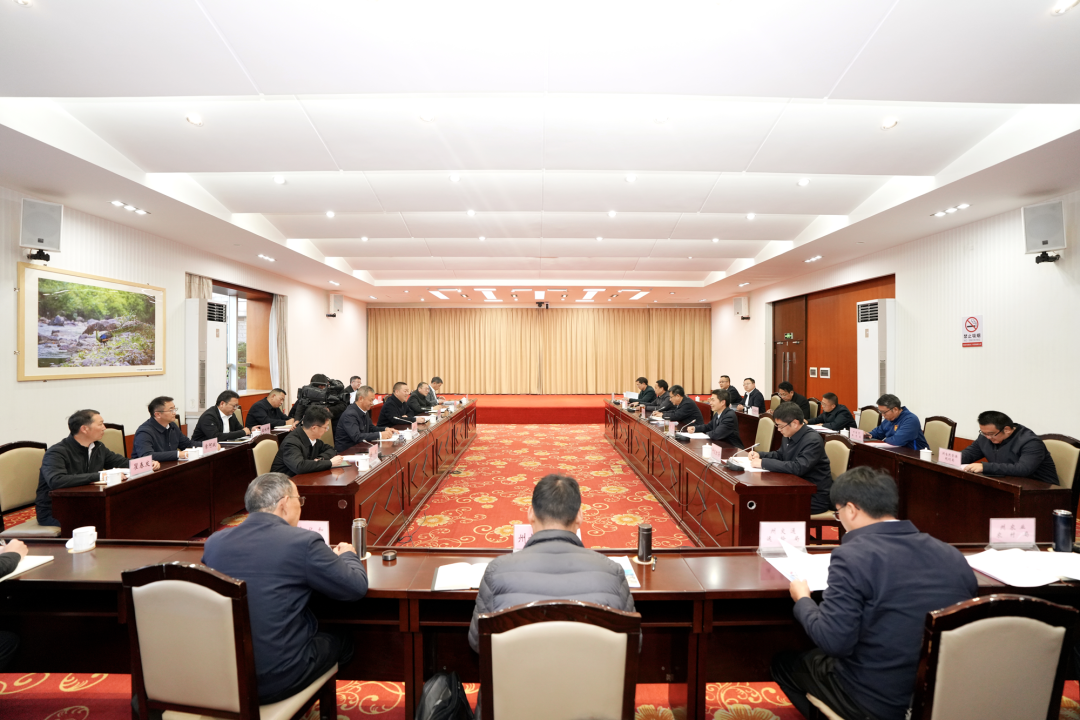 集团与楚雄州交流座谈