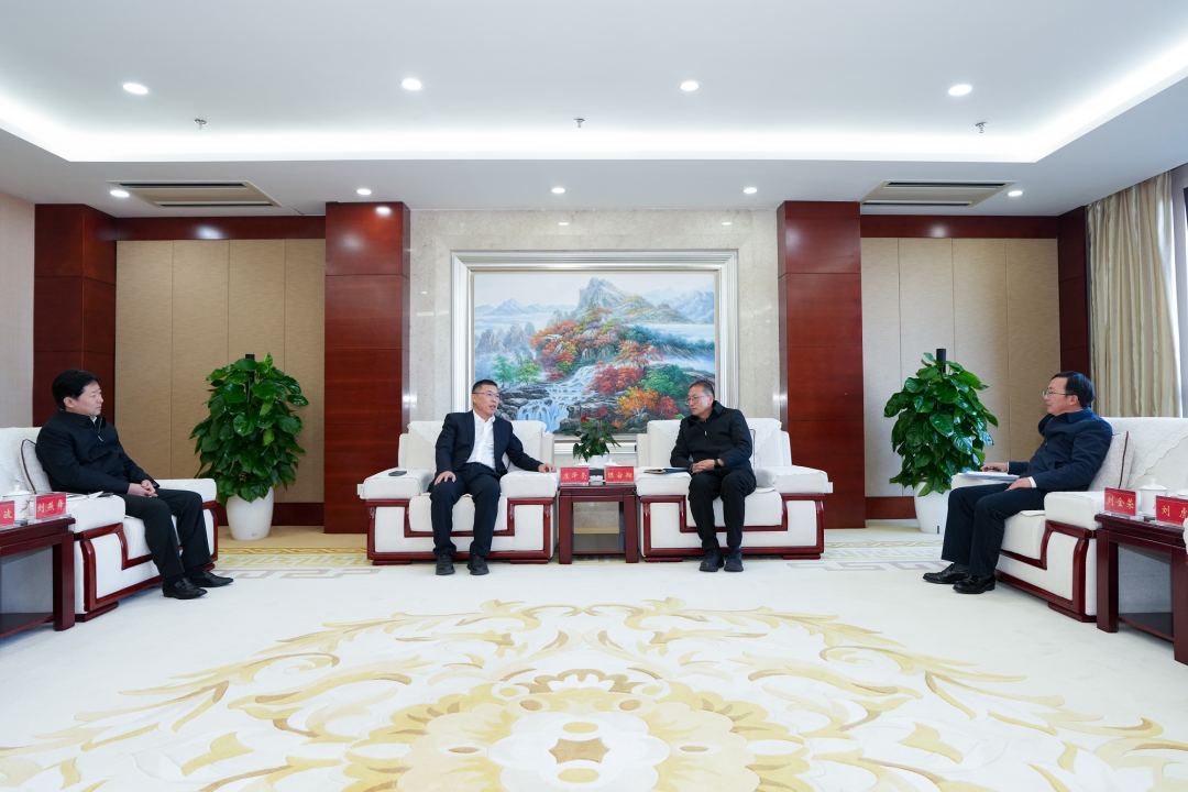 集团与中交二公局交流座谈